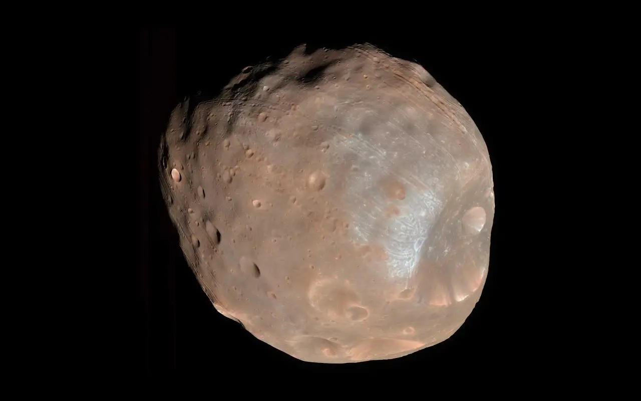 Unveiling the Mysteries of Phobos: Mars’ Enigmatic Moon